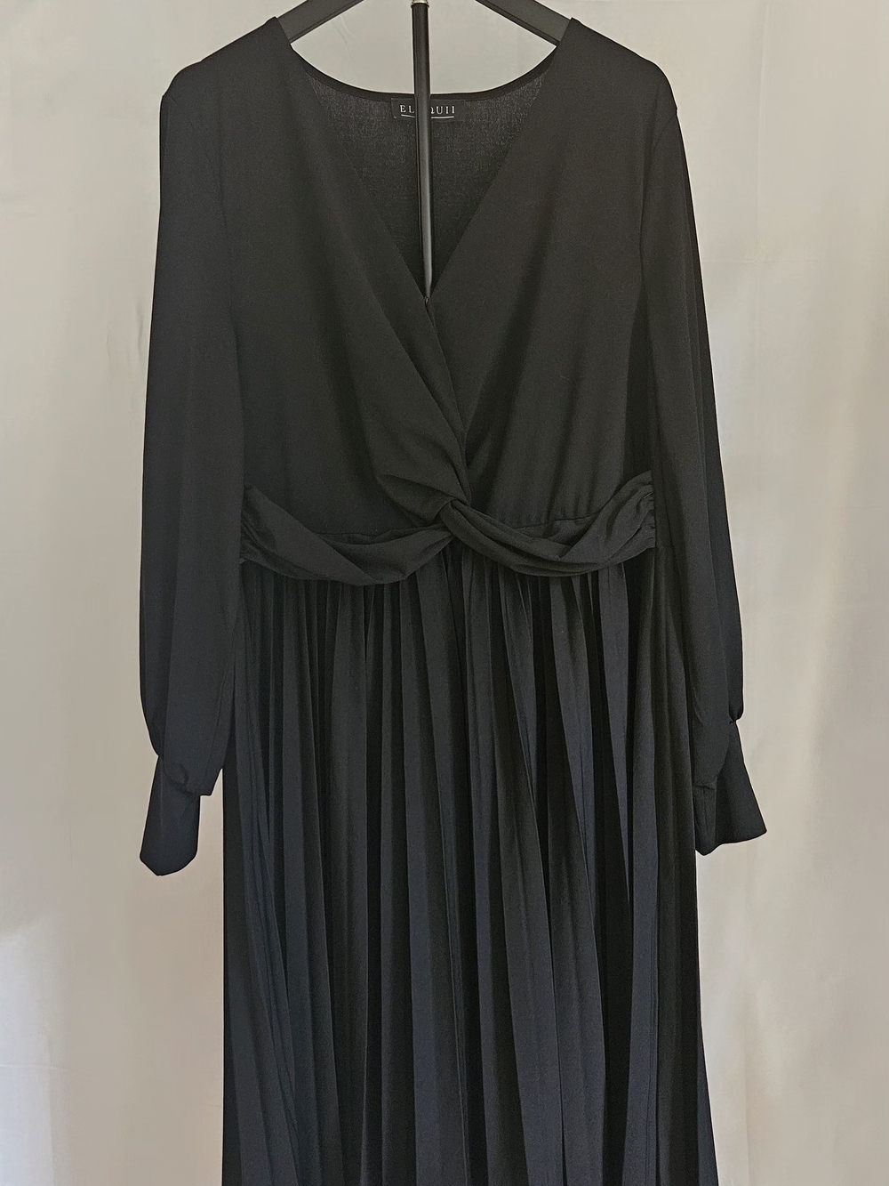 ELOQUII Black Twist-Front Pleated Midi Dress Long Sleeve V-Neck Plus Size - Picture 13 of 13